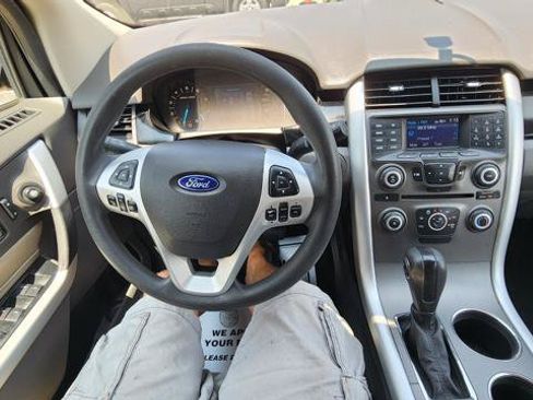Used 2012 Ford Edge SE FWD image 17