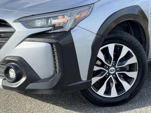 Used 2023 Subaru Outback Limited XT image 4
