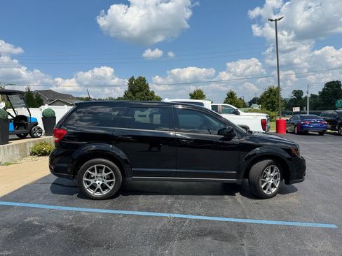 Used 2019 Dodge Journey GT w/ Nav & Sun Group AWD/4WD image 3