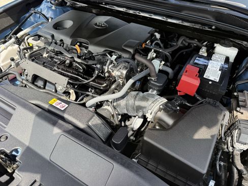 Used 2024 Toyota Camry SE FWD image 33