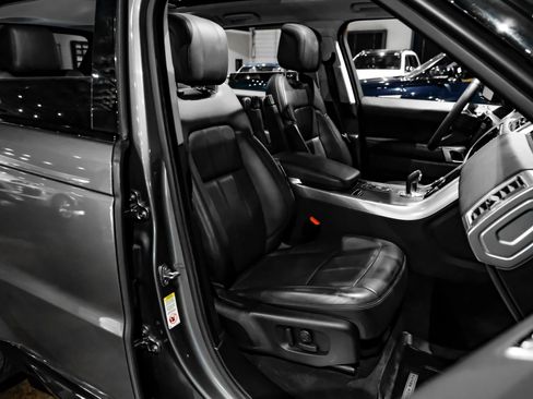 Used 2019 Land Rover Range Rover Sport HSE image 31