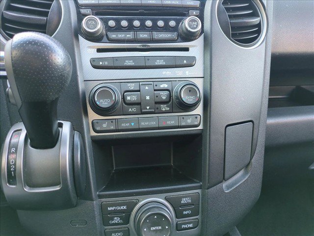 Used 2015 Honda Pilot Touring image 14