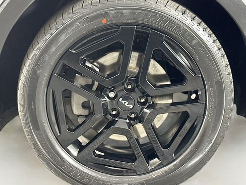 Used 2024 Kia Telluride SX X-Line image 12