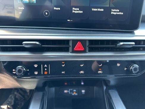New 2026 Kia Sorento LX FWD image 37