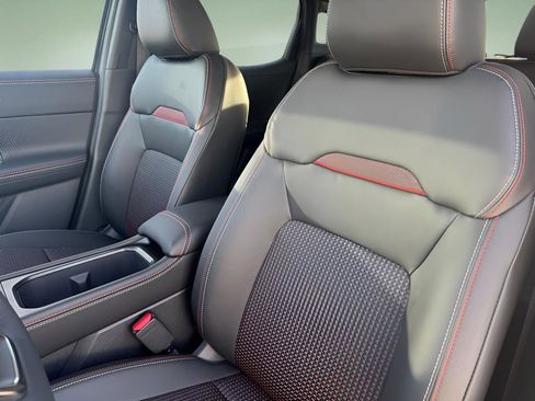 New 2026 Nissan Kicks SR w/ Cold Weather Package image 14