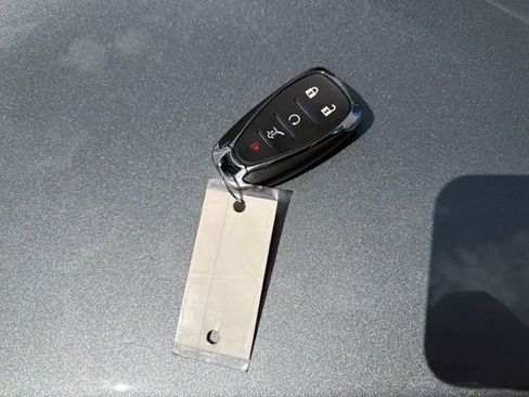 Used 2023 Chevrolet Traverse RS AWD/4WD image 29