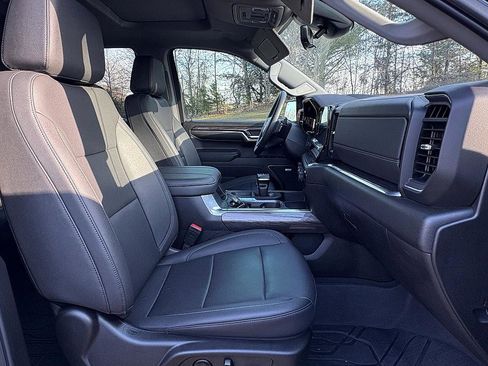 Used 2024 Chevrolet Silverado 1500 LTZ w/ Technology Package image 14