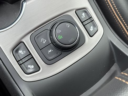 Used 2023 GMC Terrain AT4 AWD/4WD image 26
