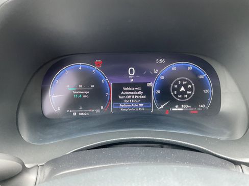 Used 2024 Toyota Highlander Limited image 29