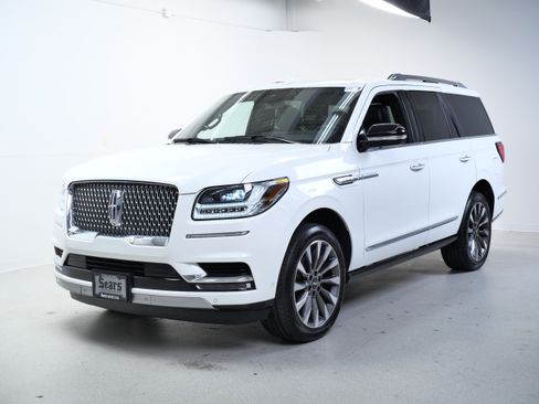 Used 2021 Lincoln Navigator Reserve w/ Luxury Package AWD/4WD image 8