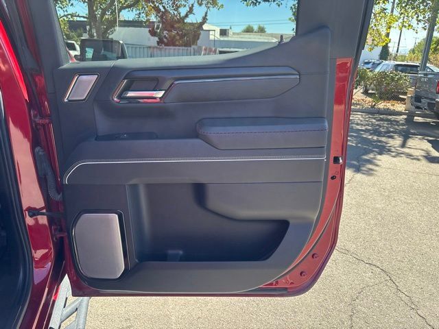 Used 2024 GMC Sierra 1500 AT4X AWD/4WD image 39