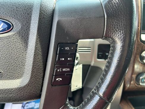 Used 2014 Ford F150 Lariat w/ Equipment Group 502A Luxury AWD/4WD image 21