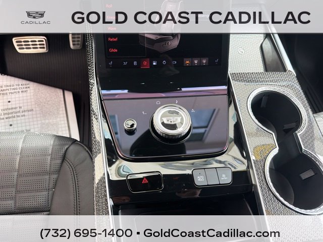 Certified 2026 Cadillac Escalade V w/ LPO, ONYX Package AWD/4WD image 34