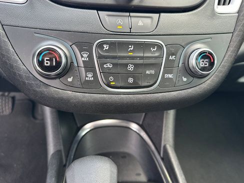 Used 2023 Chevrolet Malibu LT image 23