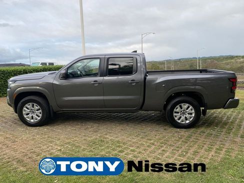Used 2023 Nissan Frontier SV w/ Technology Package image 4