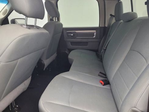 Used 2019 RAM 1500 Classic SLT image 18