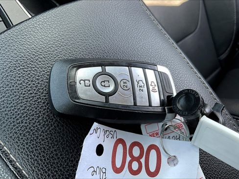 Used 2020 Ford Fusion Energi Titanium image 12