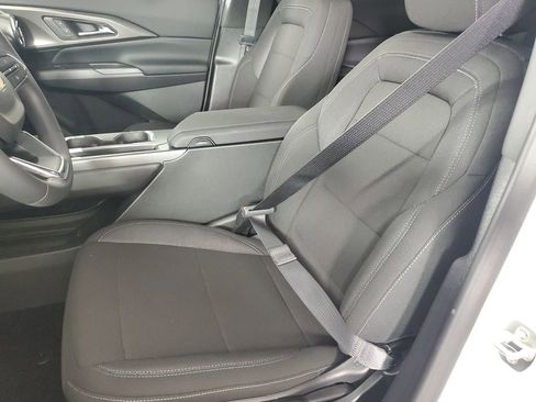 New 2026 Chevrolet Equinox EV LT image 12