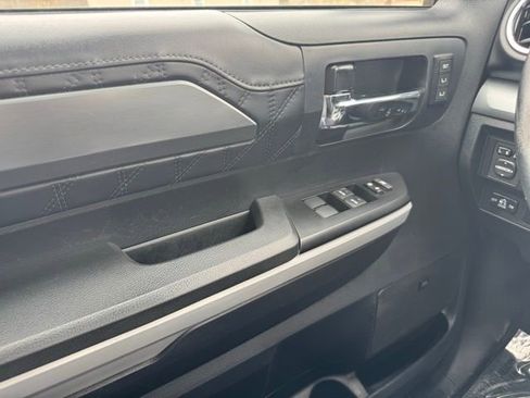 Certified 2018 Toyota Tundra Platinum AWD/4WD image 32