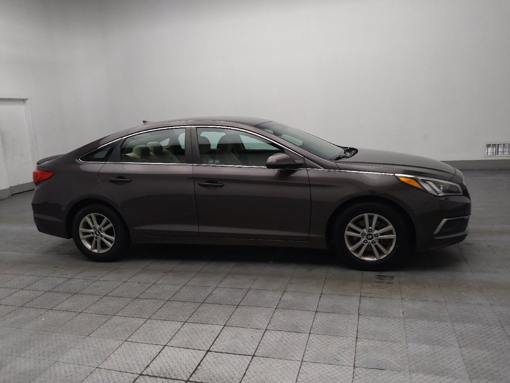 Used 2017 Hyundai Sonata SE FWD image 11