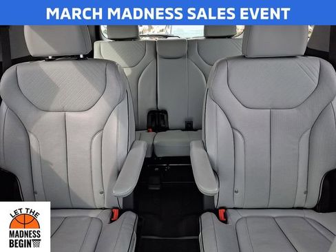 Used 2023 Hyundai Palisade SEL w/ Premium Package image 19