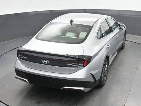 Used 2025 Hyundai Sonata SEL FWD image 30