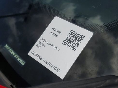 Used 2022 Alfa Romeo Stelvio Veloce image 26