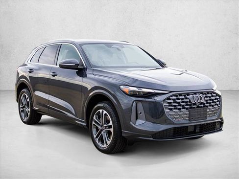 New 2026 Audi Q5 Premium AWD/4WD image 3