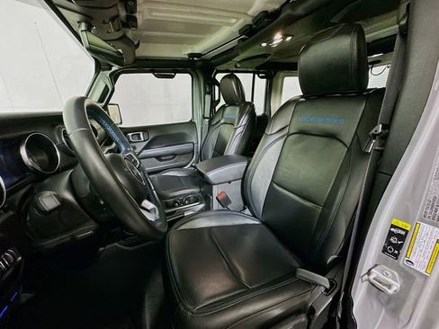 Used 2022 Jeep Wrangler Unlimited Rubicon 4xe AWD/4WD image 20