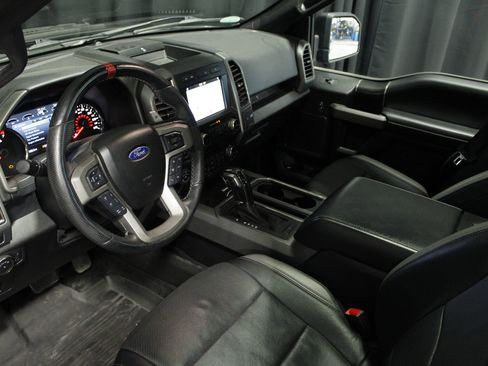 Used 2018 Ford F150 Raptor w/ Equipment Group 802A Luxury image 4