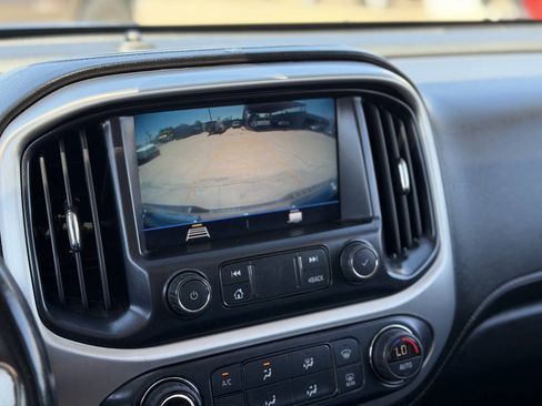 Used 2022 GMC Canyon Elevation w/ Trailering Package RWD image 5