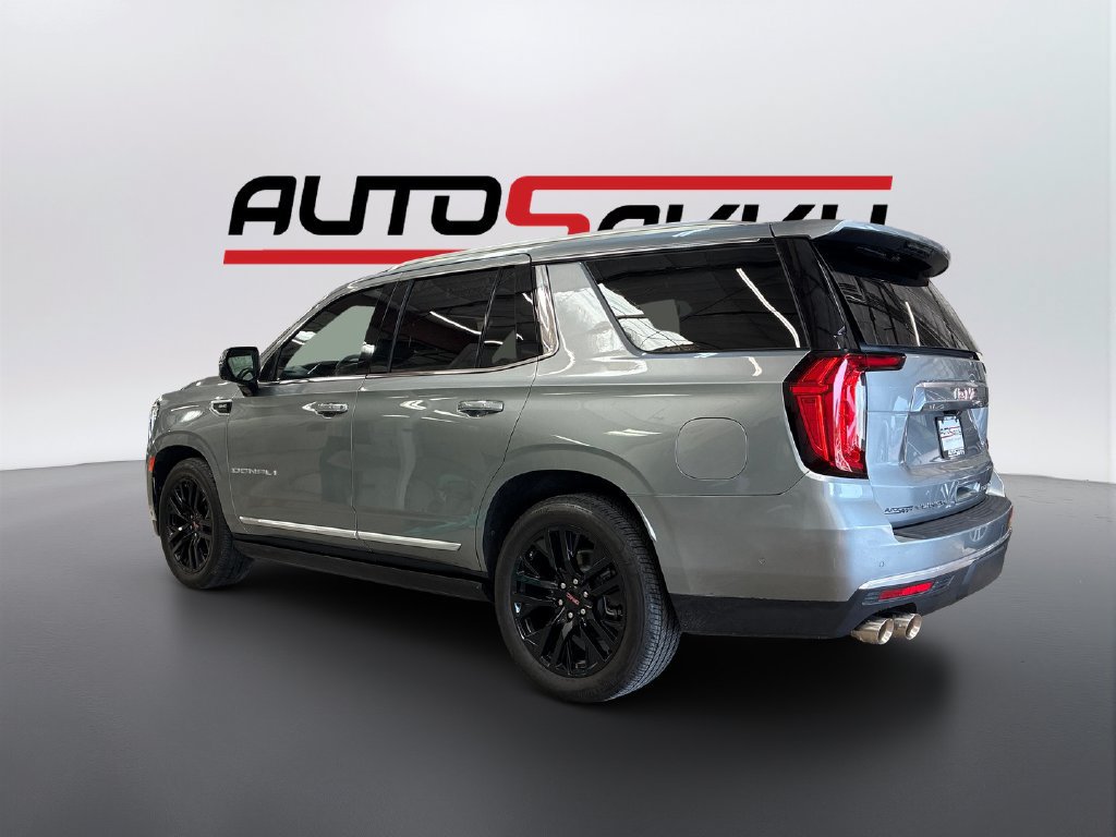 Used 2024 GMC Yukon Denali w/ Denali Reserve Package RWD image 3
