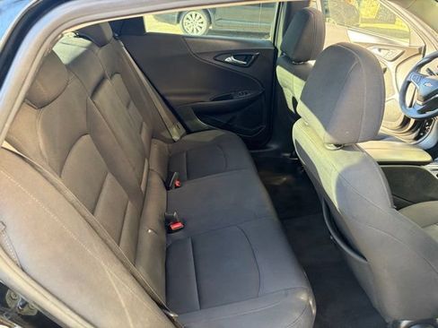 Used 2021 Chevrolet Malibu LT FWD image 31