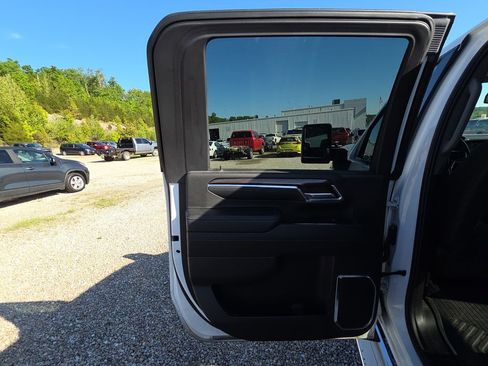 Used 2024 Chevrolet Silverado 2500 LT w/ All Star Edition AWD/4WD image 13
