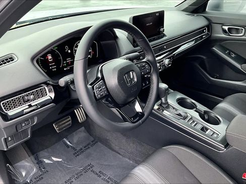 Certified 2025 Honda Civic Sport image 18