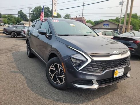Certified 2023 Kia Sportage LX AWD/4WD image 8