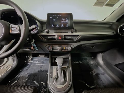 Used 2020 Kia Forte LXS image 25