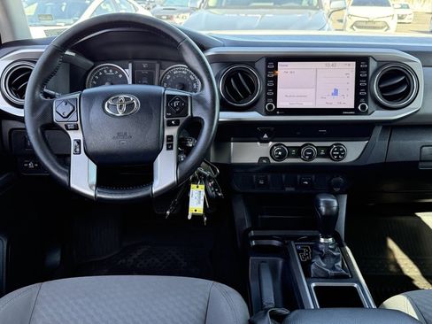 Used 2020 Toyota Tacoma SR5 image 27