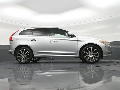 Used 2015 Volvo XC60 T6 Premier Plus AWD/4WD image 27