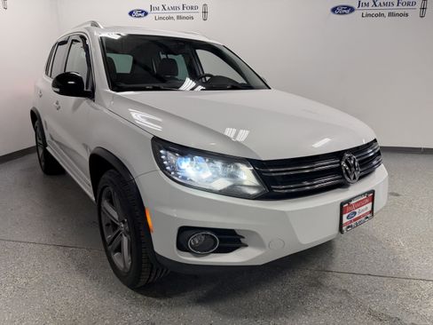 Used 2017 Volkswagen Tiguan Sport image 38