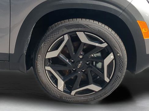 New 2026 Kia Seltos SX image 10