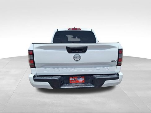 Certified 2024 Nissan Frontier SV RWD image 7