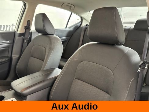 Used 2025 Nissan Altima 2.5 SV FWD image 12