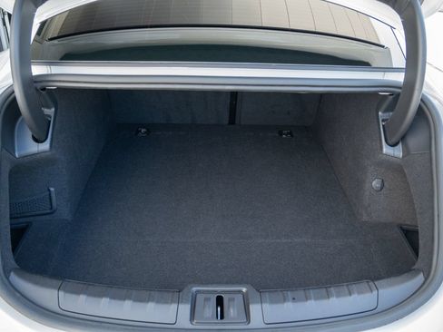 Certified 2024 Porsche Taycan RWD image 18