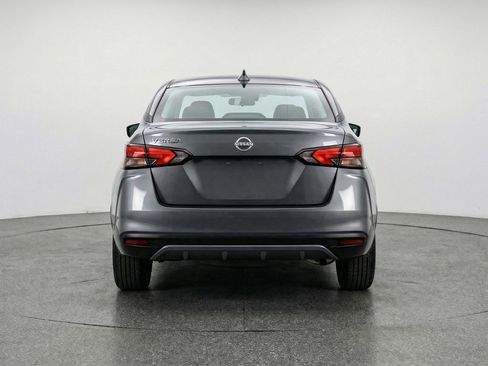 Used 2025 Nissan Versa SV image 7