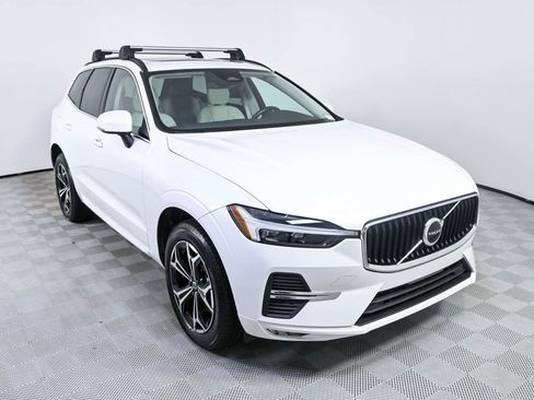 Certified 2022 Volvo XC60 B5 Momentum w/ Protection Package AWD/4WD image 23