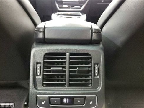 Used 2023 Audi e-tron GT Premium Plus w/ Performance Package image 47