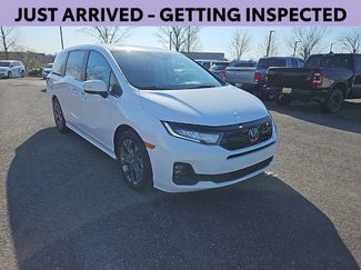 Used 2025 Honda Odyssey Touring video 1