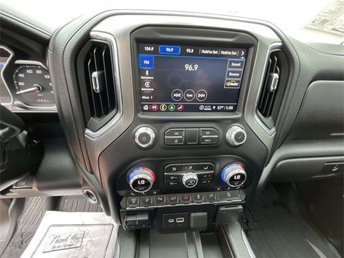 Used 2021 GMC Sierra 2500 Denali w/ Denali Ultimate Package image 23