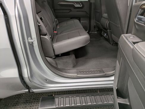 Used 2024 GMC Sierra 1500 Elevation image 27